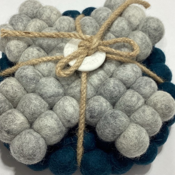 Anthropologie Felt Trivets Set NWT Heart Felt Trivets Wool - Picture 3 of 9